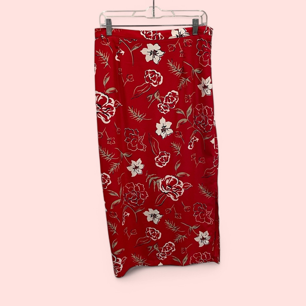 Cute Red Floral Elastic Back Pull On Skirt Side Slit Vintage 90’s-Y2k